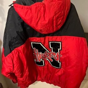 Vintage 90’s starter Men’s Nebraska “Huskers” Hooded puffer Jacket size XXL